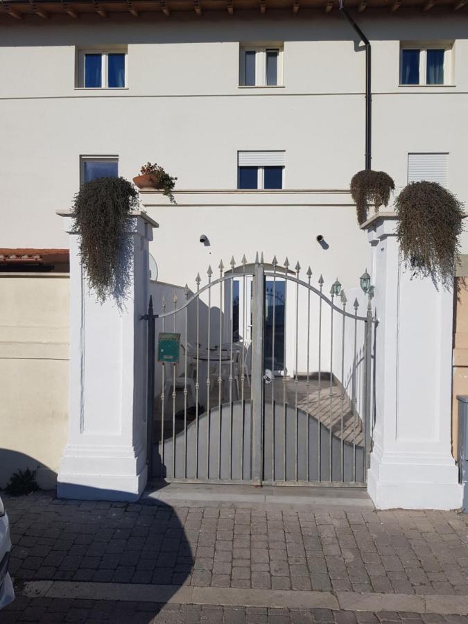Nottola B&B Ladispoli Esterno foto